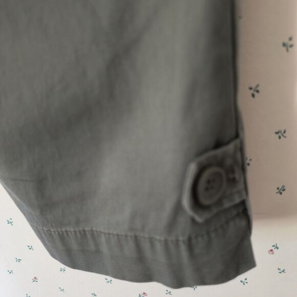 Talbots Perfect Crop Pants Size 8 Olive Green Chinos Cotton Stretch Minimalist - Picture 11 of 15